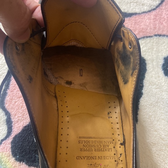 Vintage dr.Marten bowler shoes made in England. In great used shape. - Picture 11 of 13